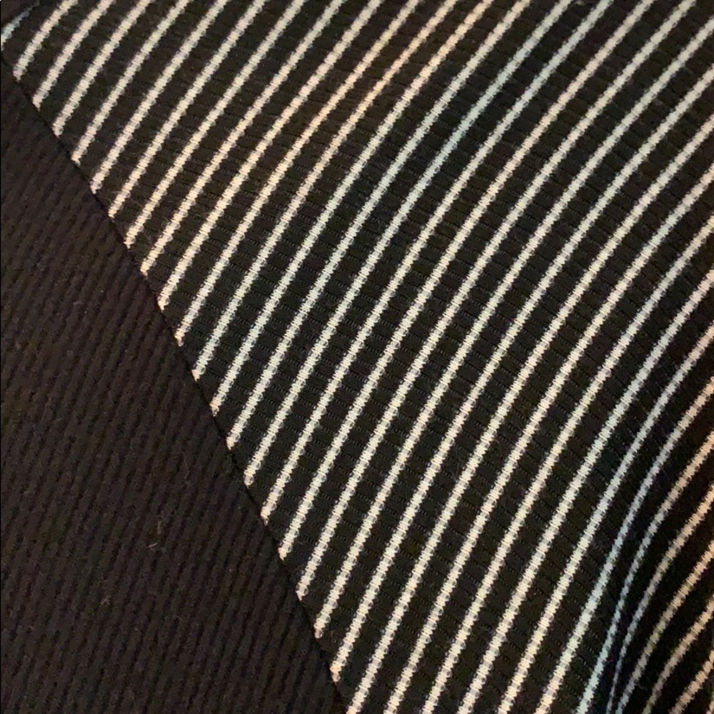 LulaRoe Randy - Picture 2 of 2